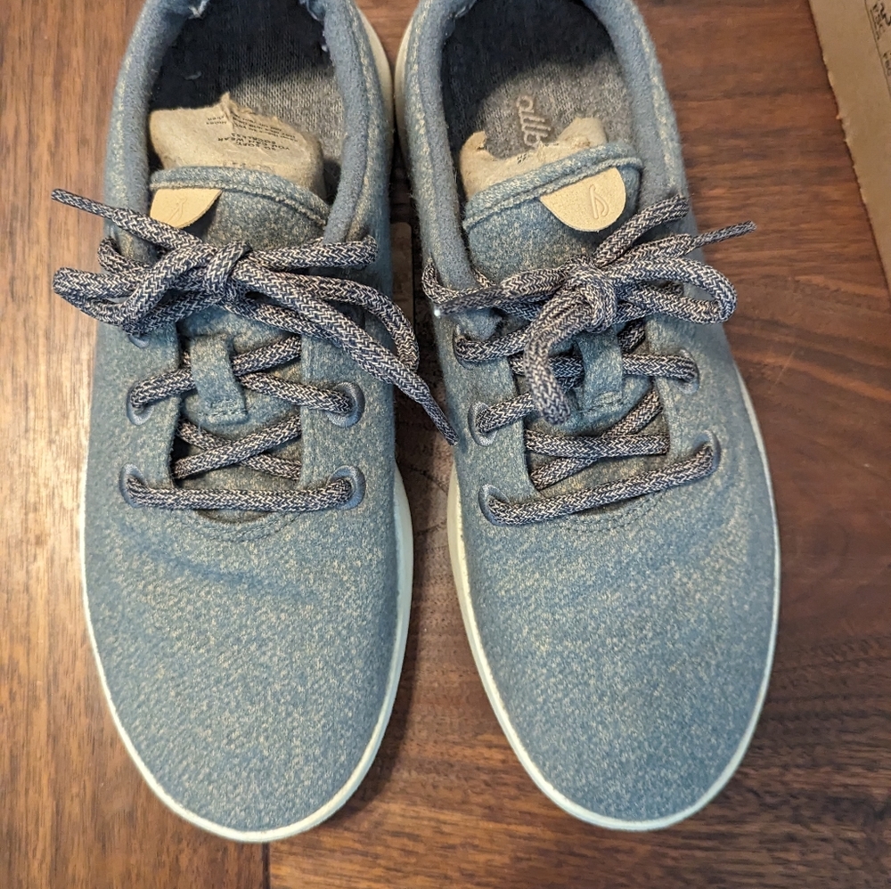 Allbirds wool runner tennis shoes "ursa major" green gray color (W size 8.5) - Picture 4 of 6